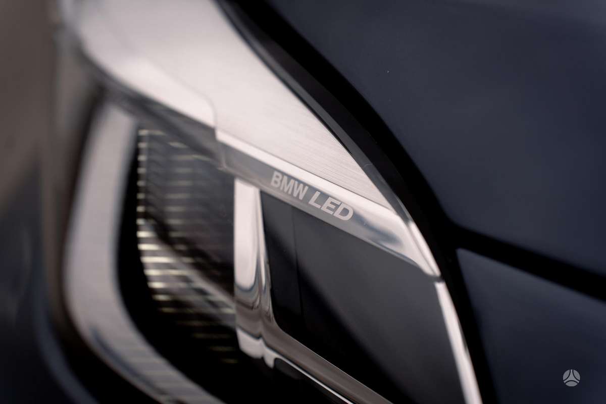 BMW 118, 2.0 l., hatchback