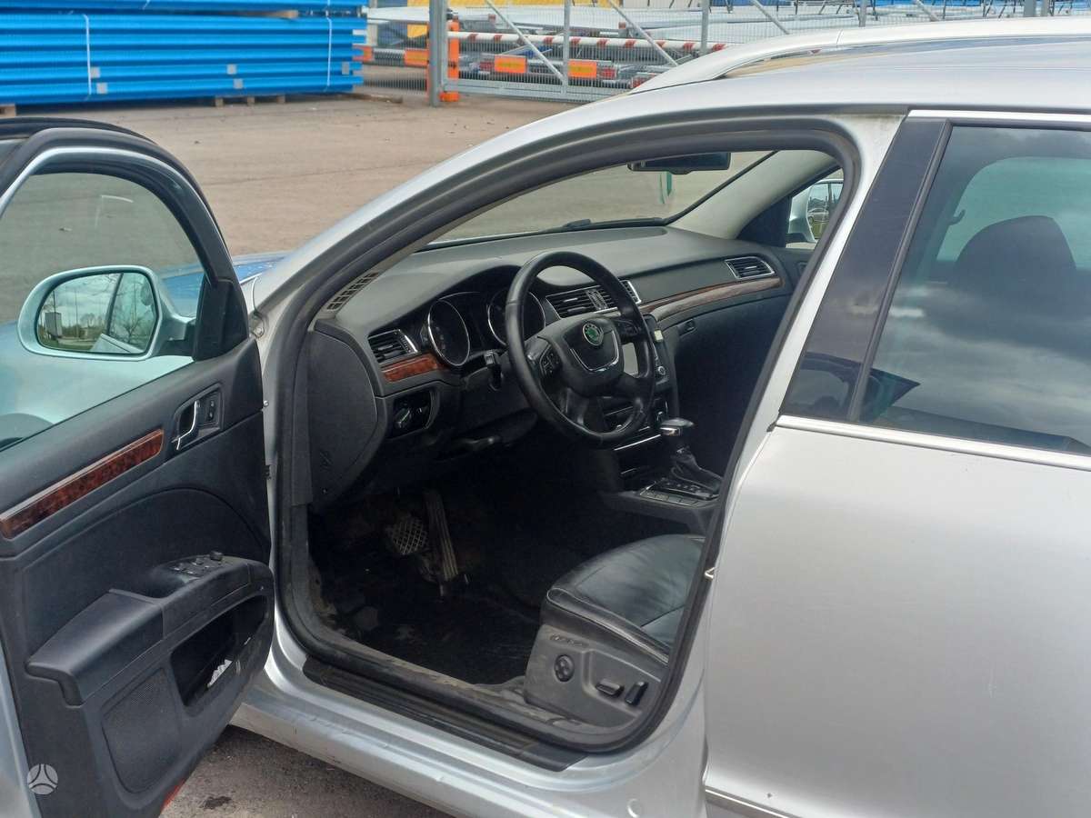 Skoda Superb, 2.0 l., Универсал