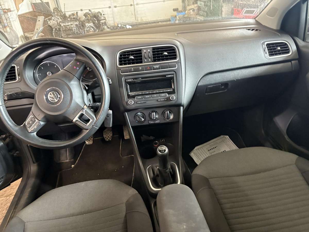 Volkswagen Polo 37068366700