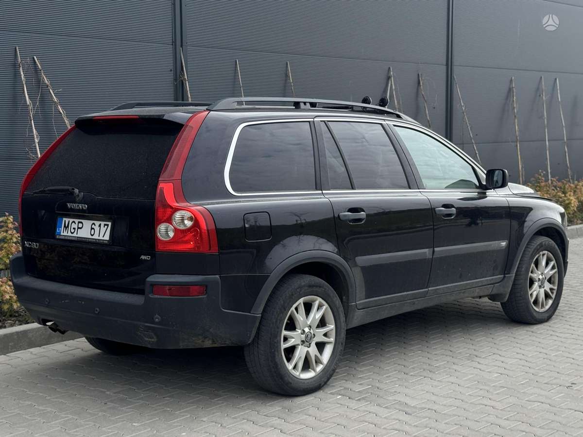 Volvo XC90 - 4