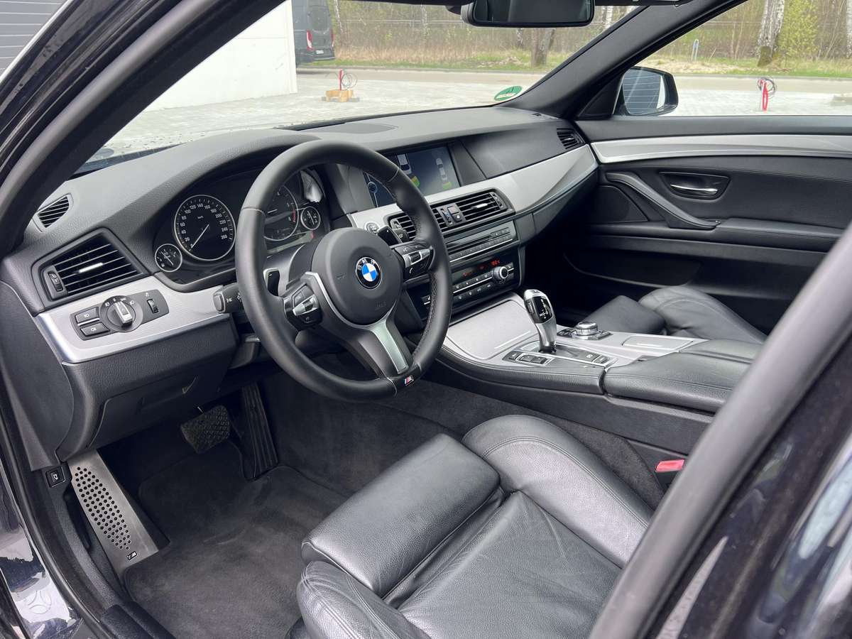 BMW 525, 2.0 l., Седан