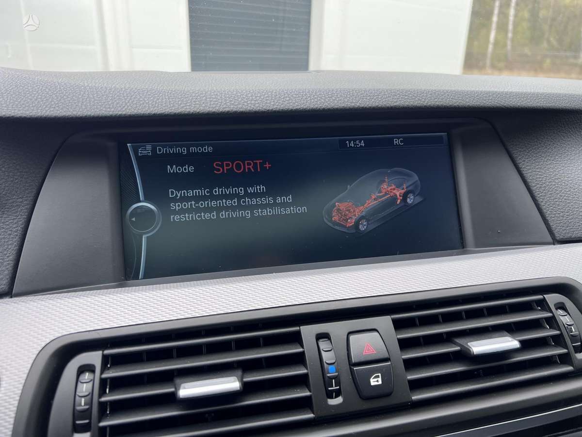 BMW 525, 2.0 l., Седан