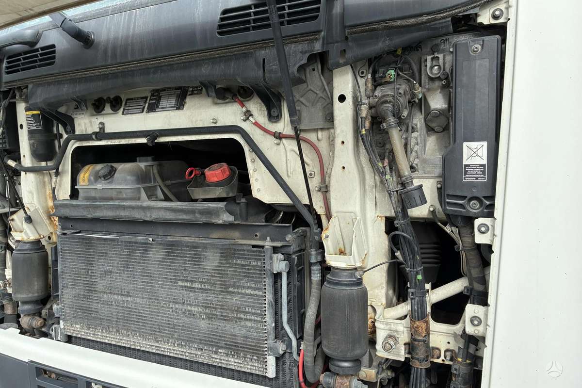 Volvo FH 520, single sleeper