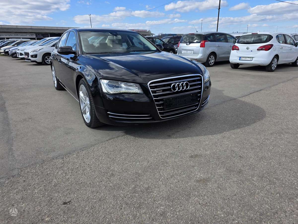 Audi A8, 3.0 l., Седан
