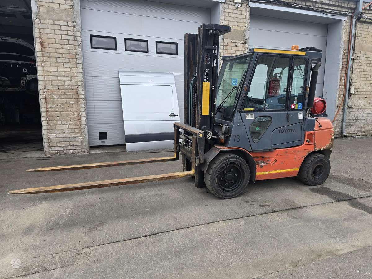 Toyota 02-7FGF30, forklifts