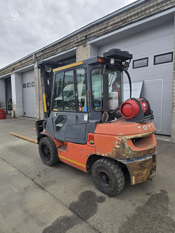Toyota 02-7FGF30, forklifts