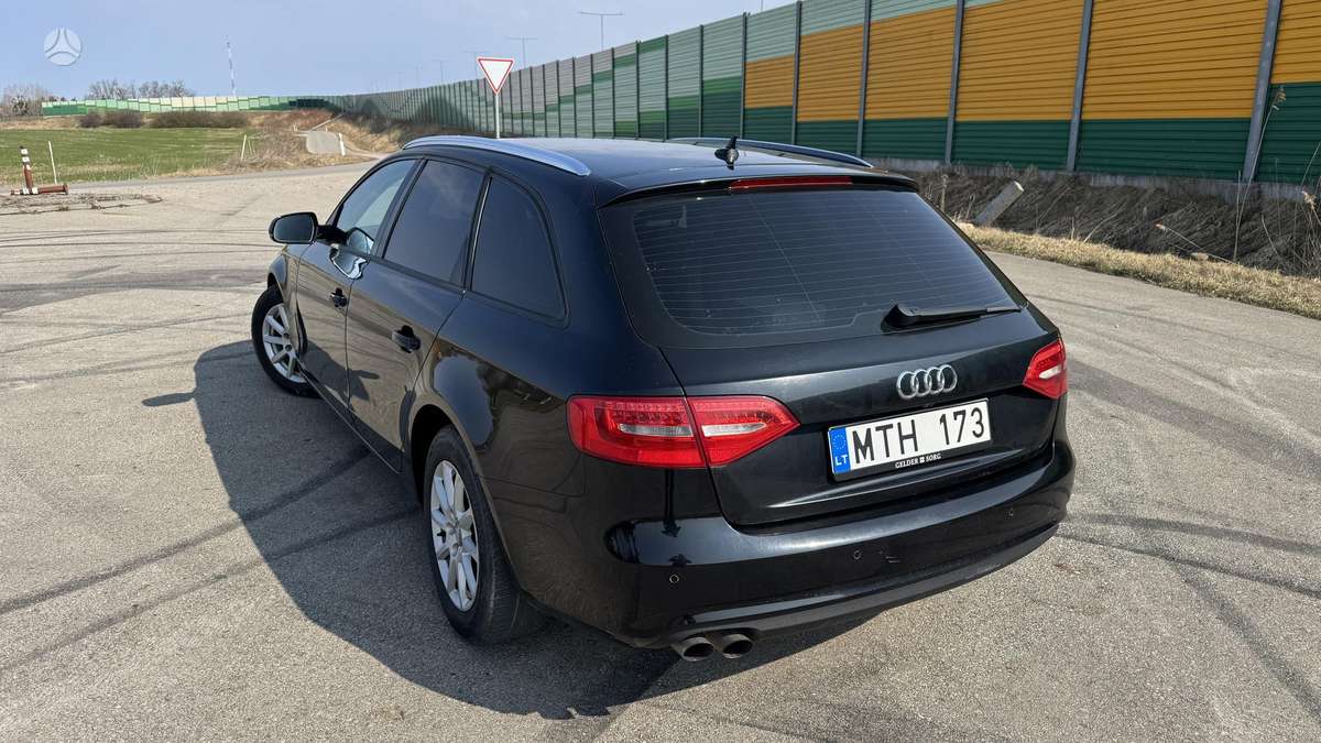 Audi A4, 2.0 l., Универсал