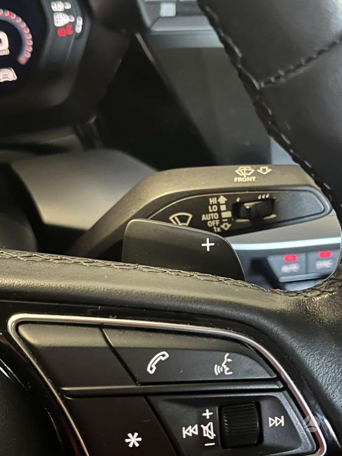 Audi A3, 1.0 l., Седан