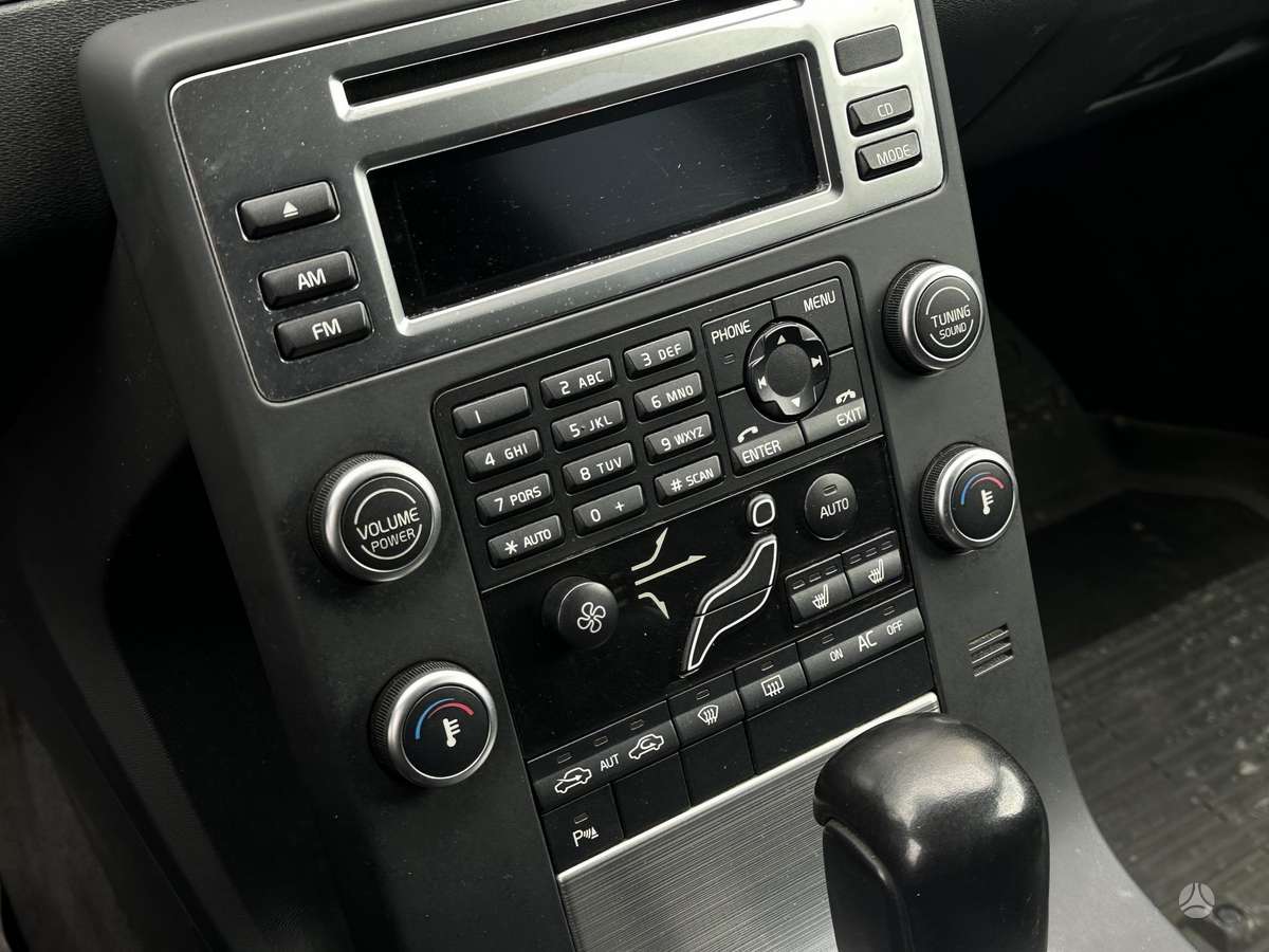 Volvo V70, 2.4 l., wagon