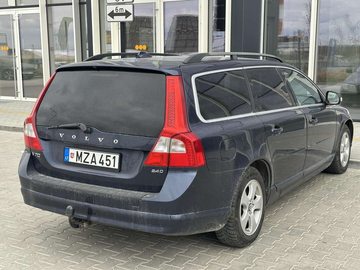 Volvo V70, 2.4 l., universalas