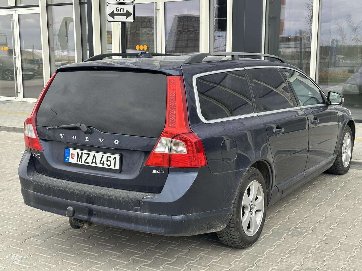 Volvo V70, 2.4 l., wagon