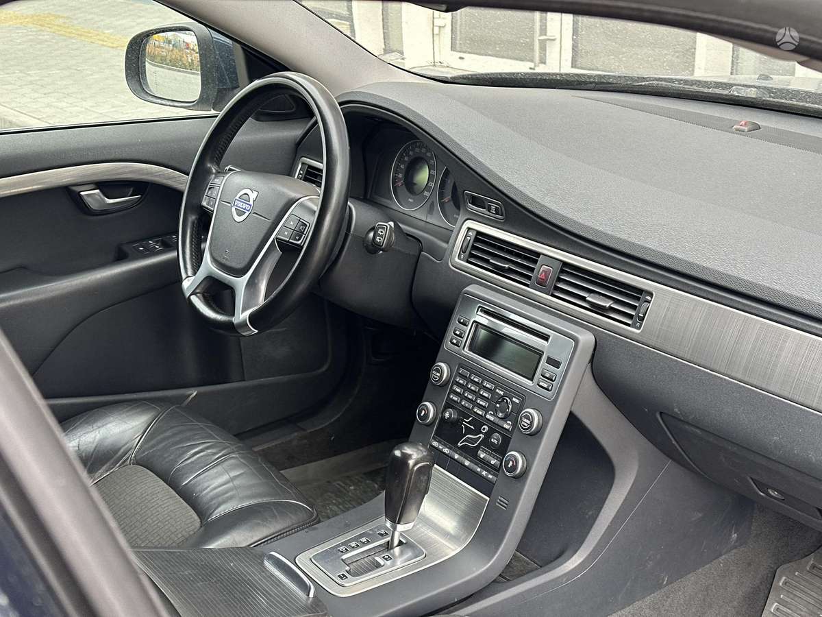 Volvo V70, 2.4 l., wagon