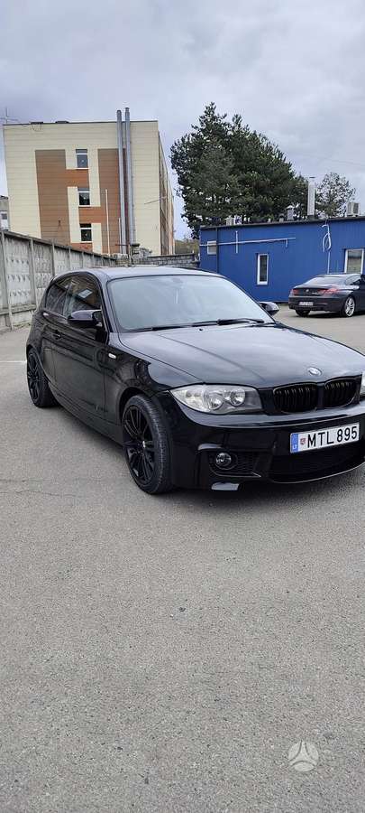 BMW 118, 2.0 l., hatchback