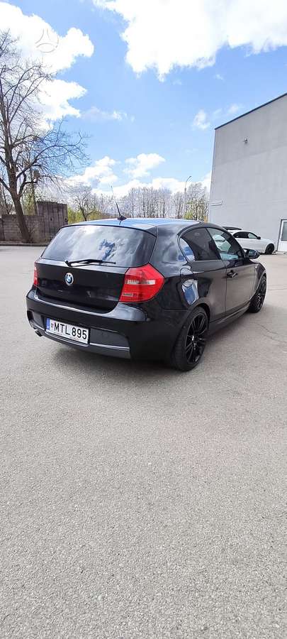 BMW 118, 2.0 l., hatchback