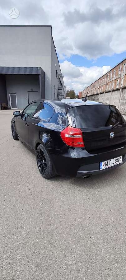 BMW 118, 2.0 l., hatchback
