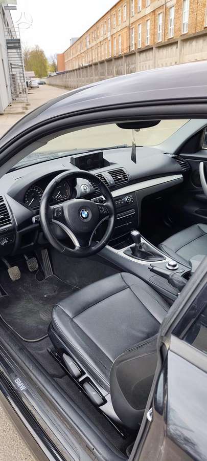 BMW 118, 2.0 l., hatchback