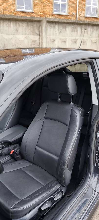 BMW 118, 2.0 l., hatchback