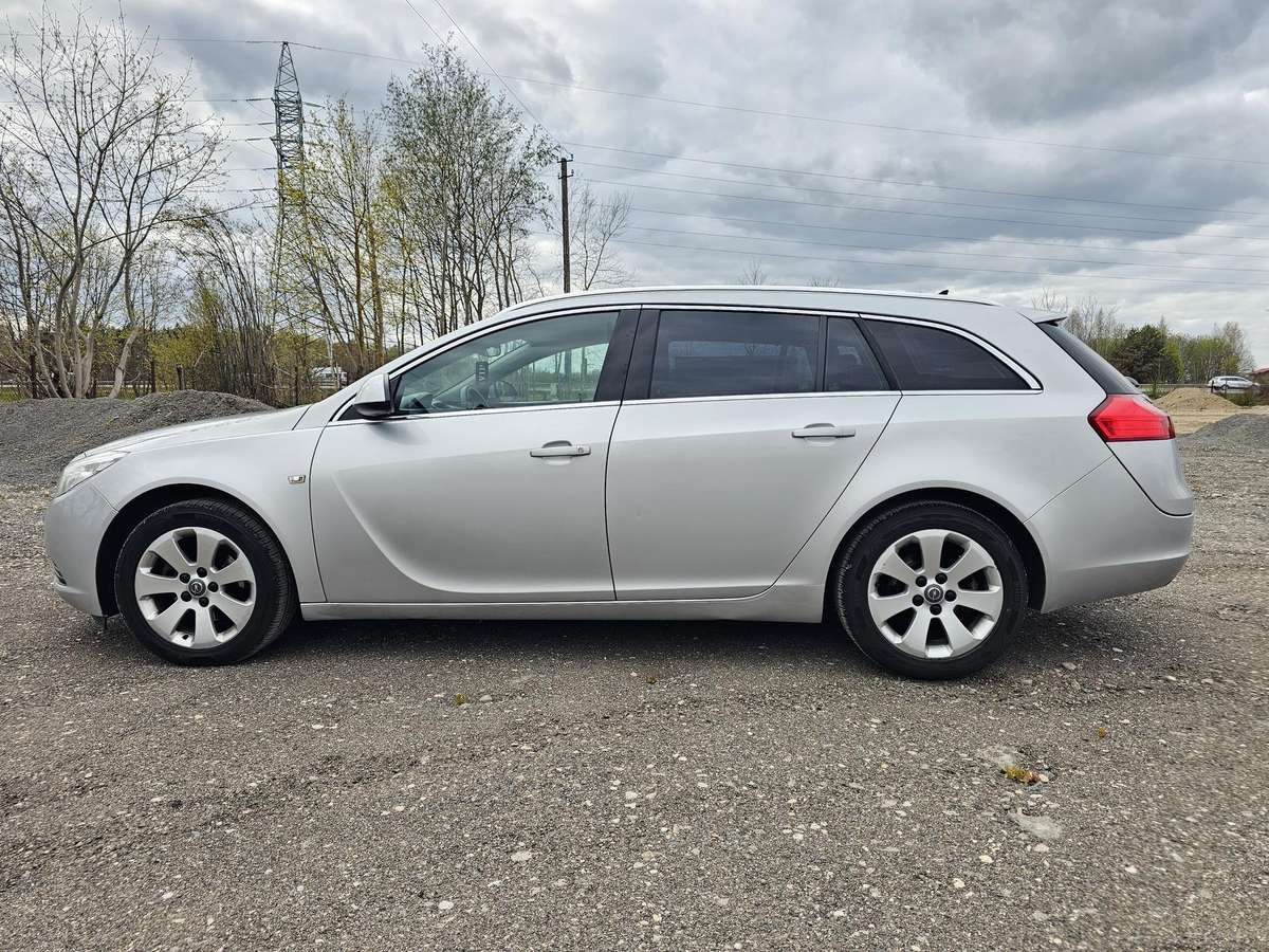 Opel Insignia, 2.0 l., Универсал