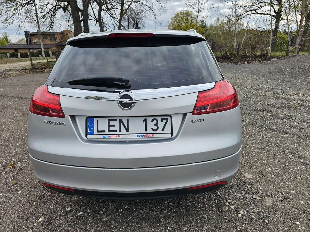 Opel Insignia, 2.0 l., Универсал