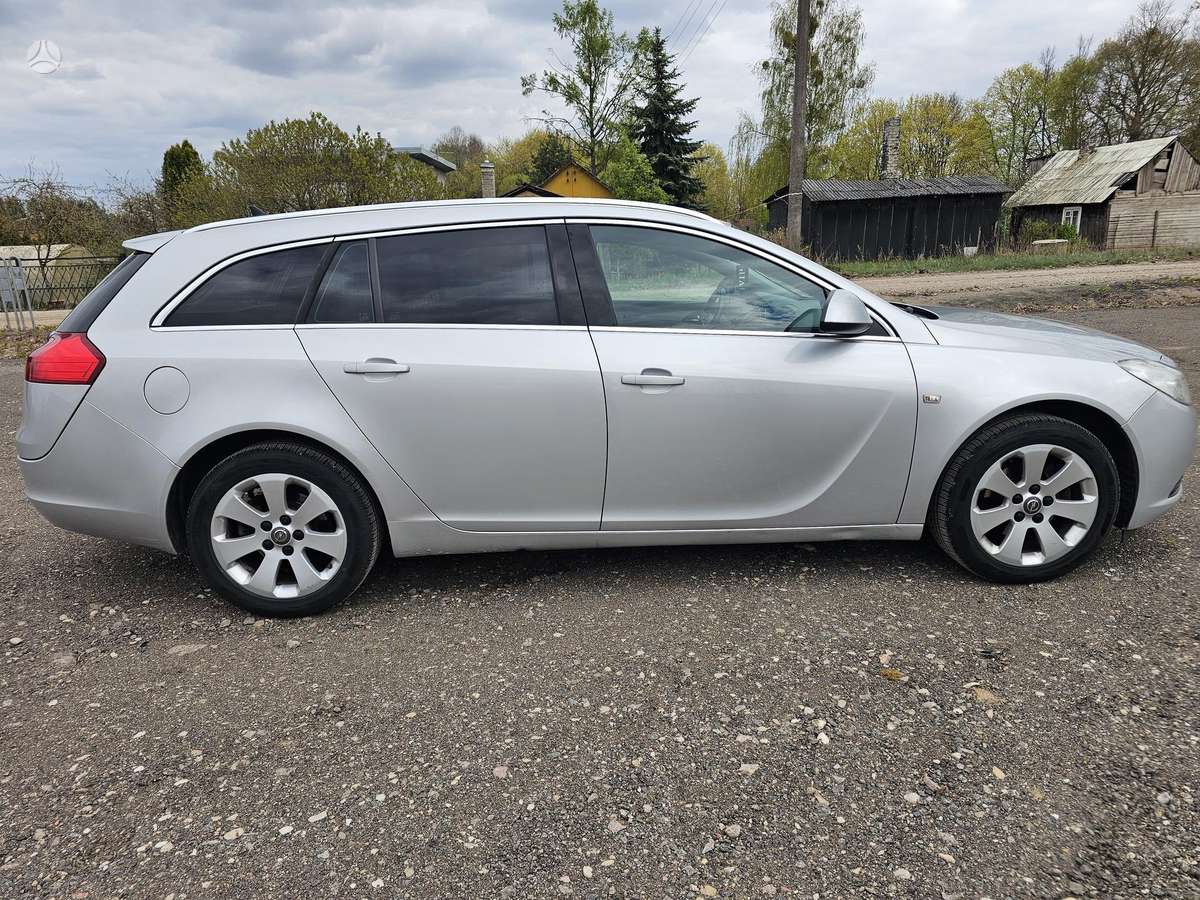 Opel Insignia, 2.0 l., Универсал