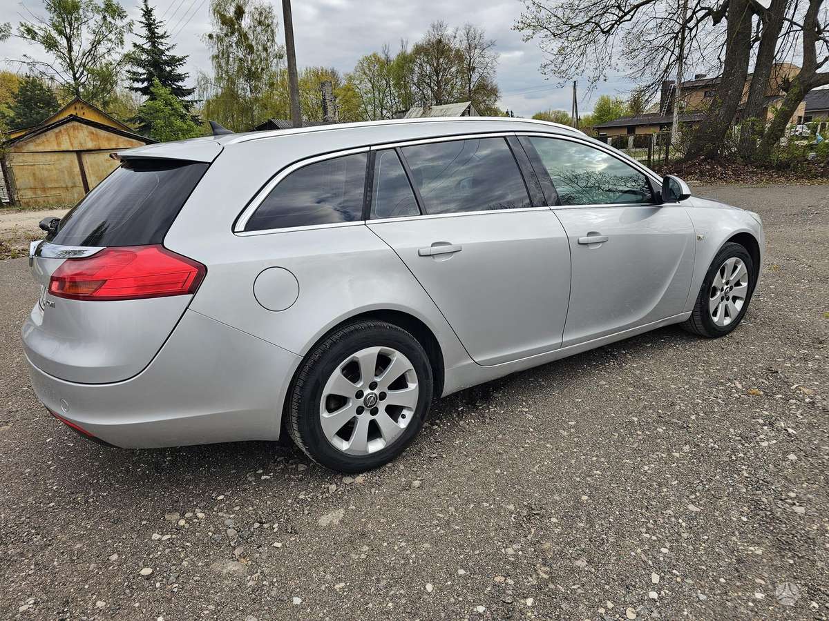 Opel Insignia, 2.0 l., Универсал