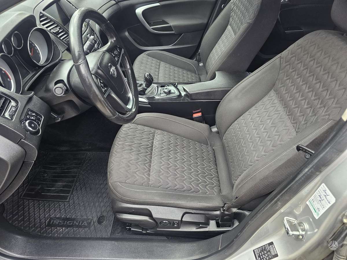 Opel Insignia, 2.0 l., Универсал
