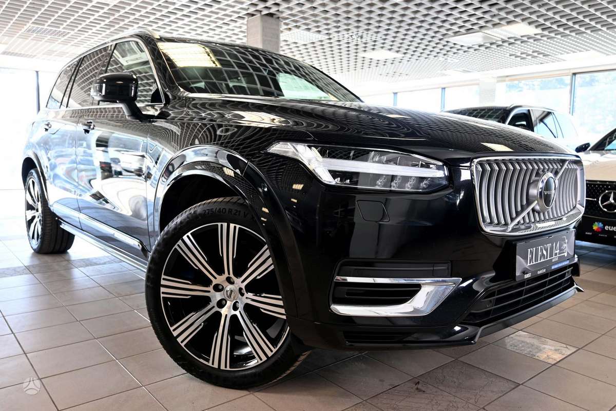 Volvo XC90 - 1