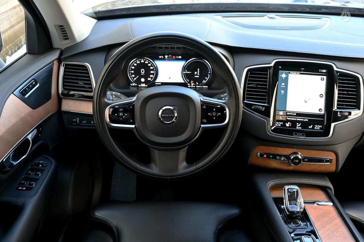 Volvo XC90 - 12