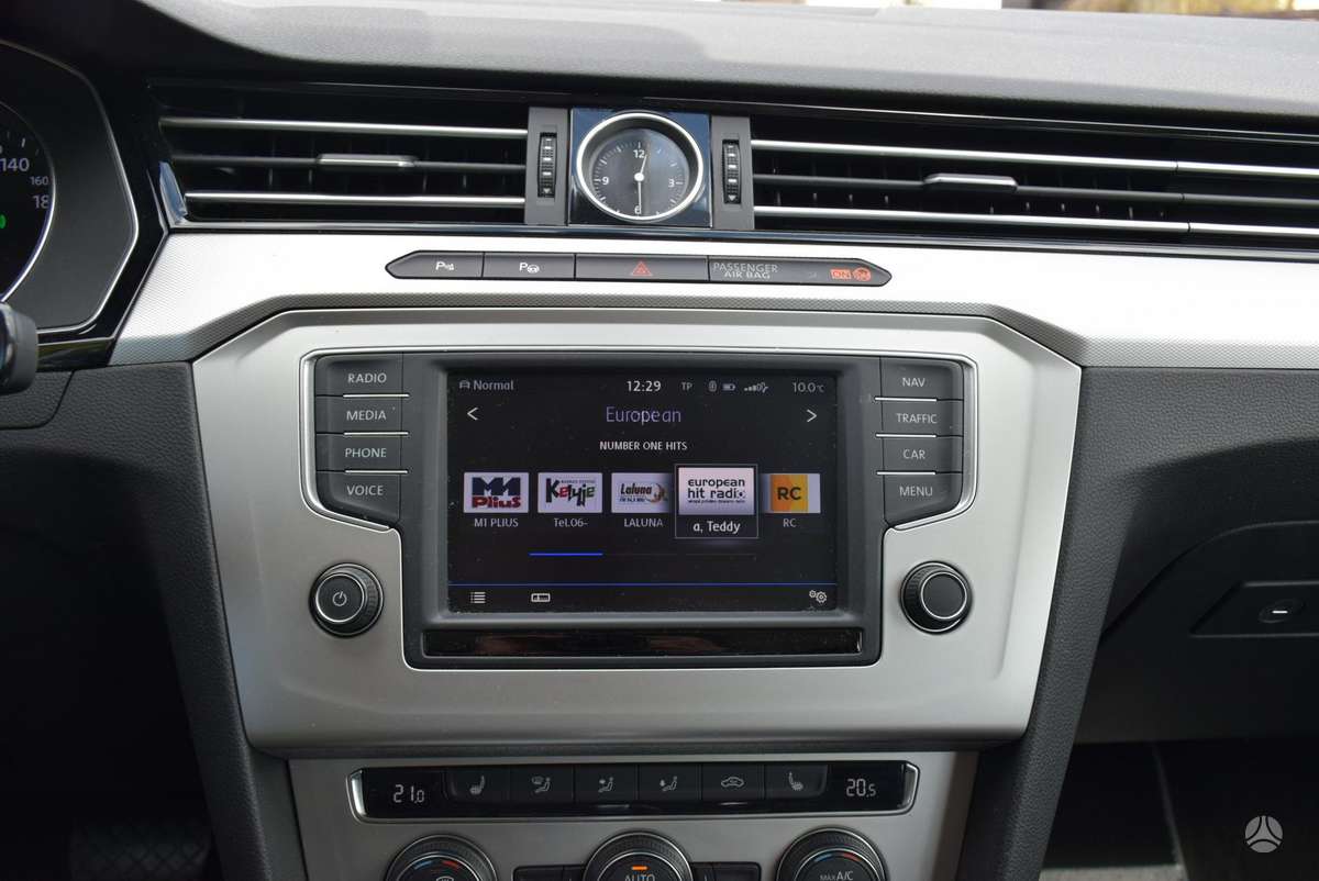 Volkswagen Passat, 1.4 l., Универсал