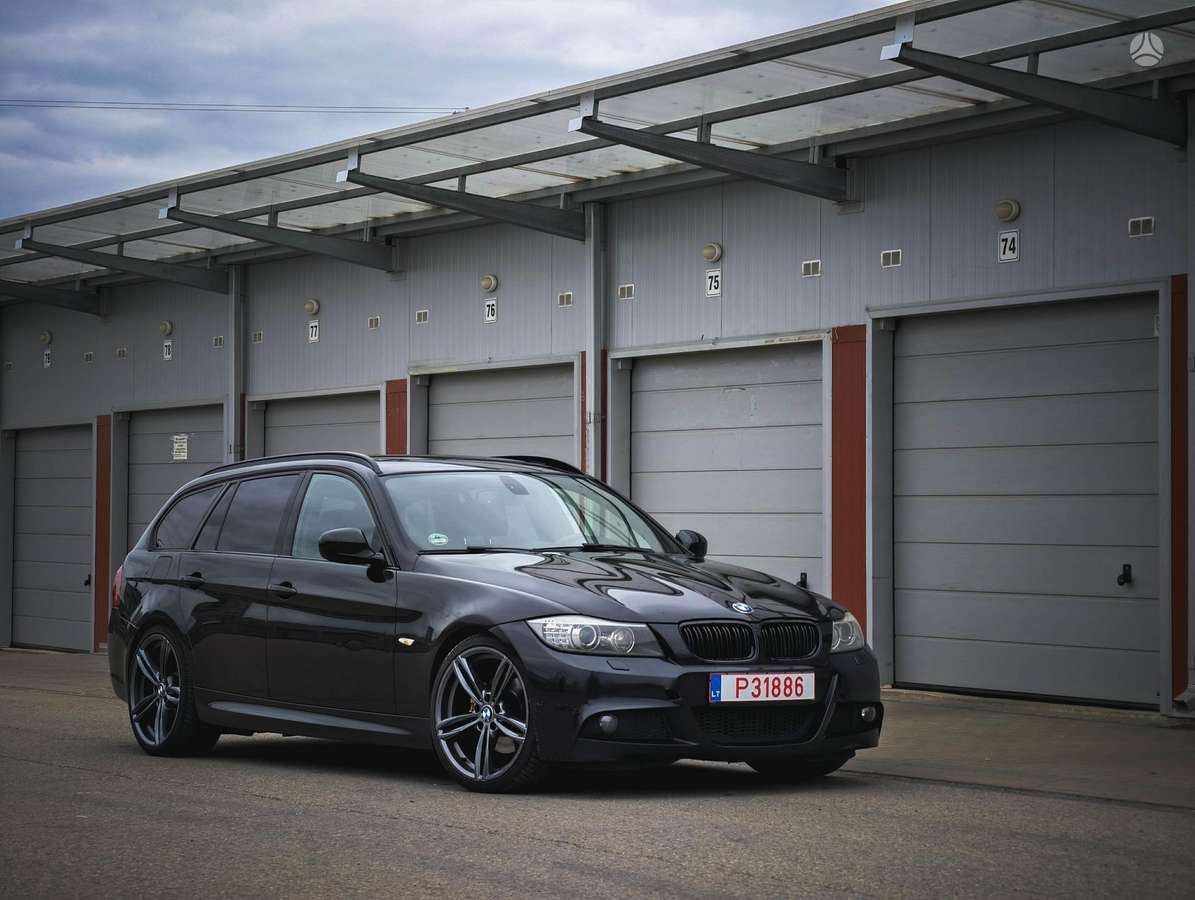 BMW 320, 2.0 l., hečbeks