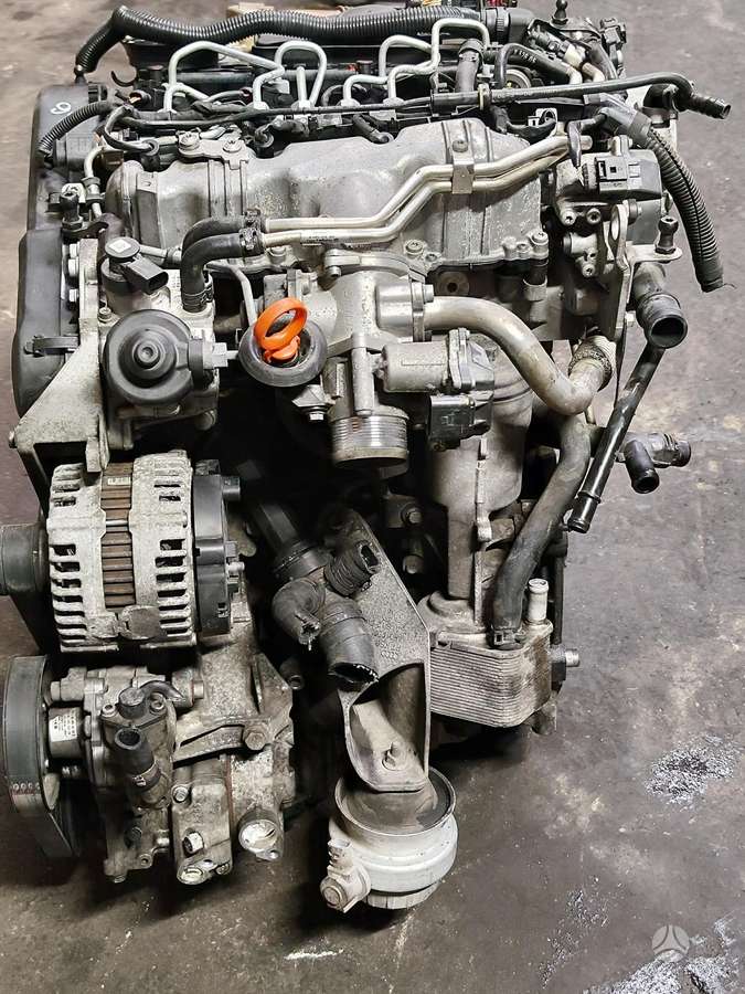Audi A6, CAH, variklis