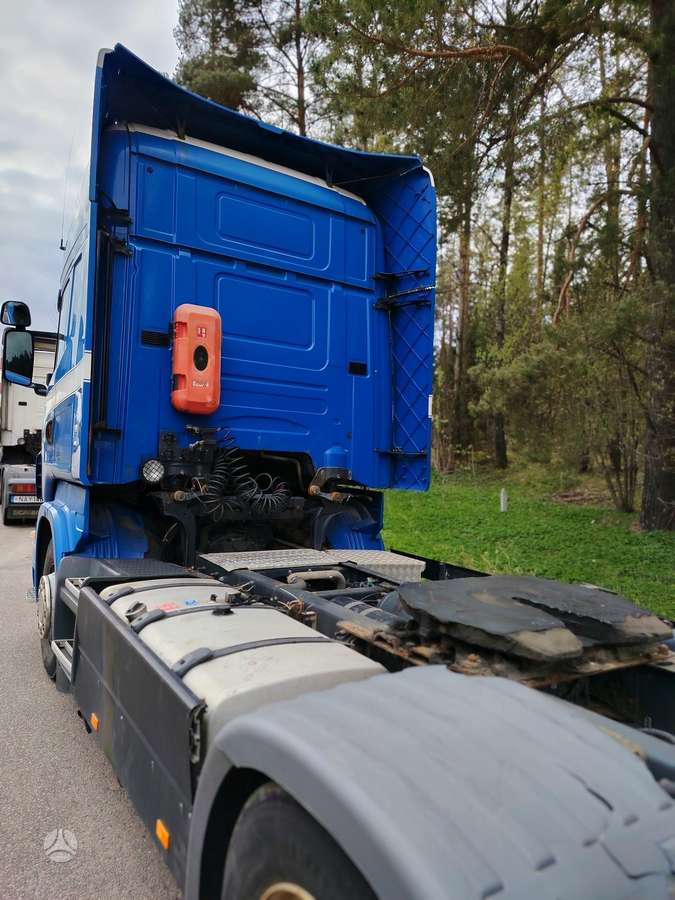 Scania 400, 2 miegamosios vietos