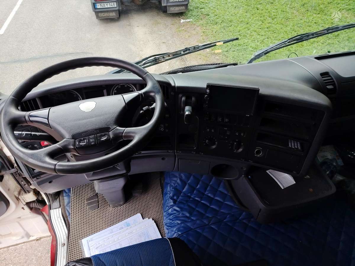 Scania 400, 2 miegamosios vietos