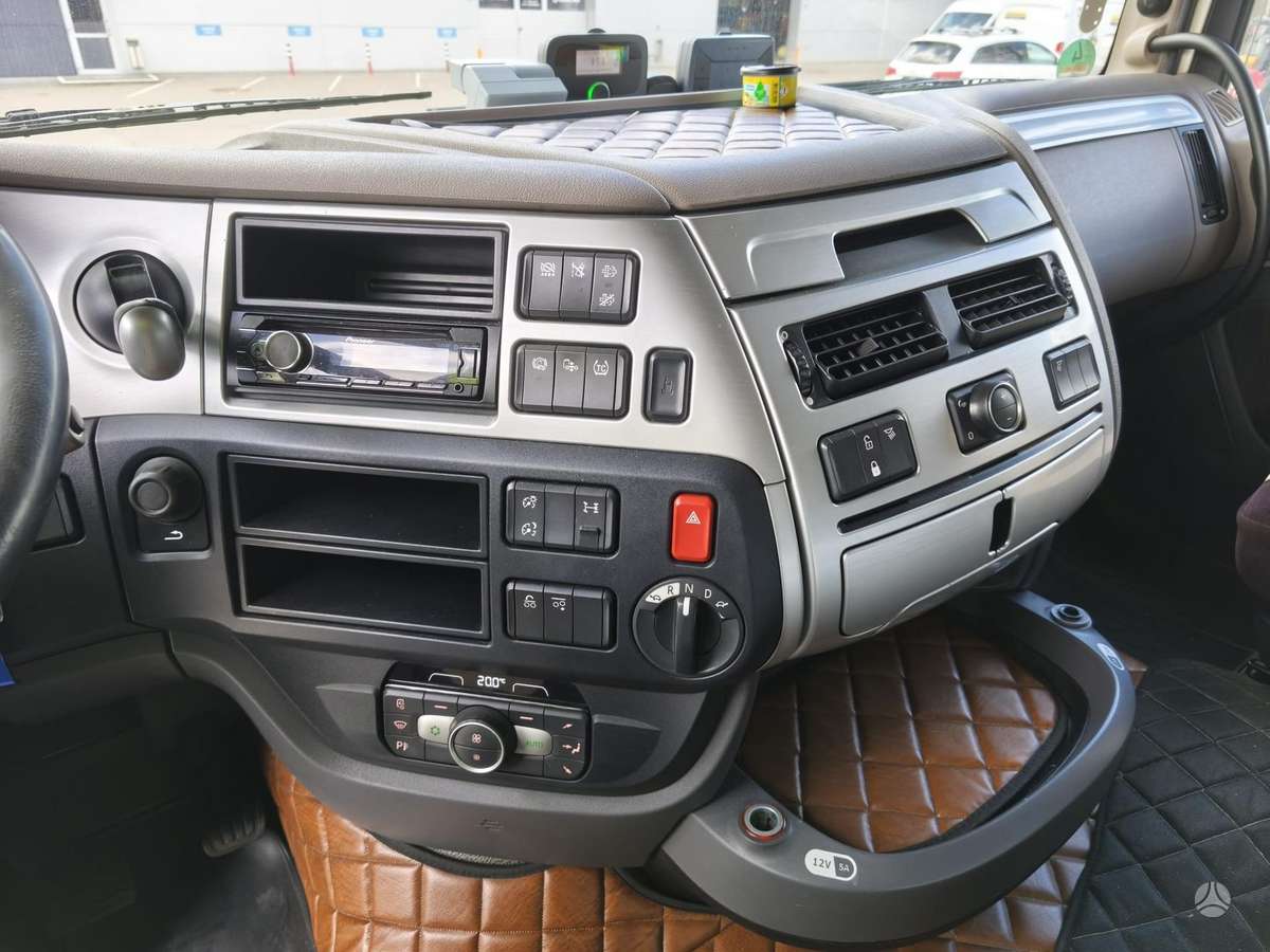 DAF Xf 450 far, autovežiai