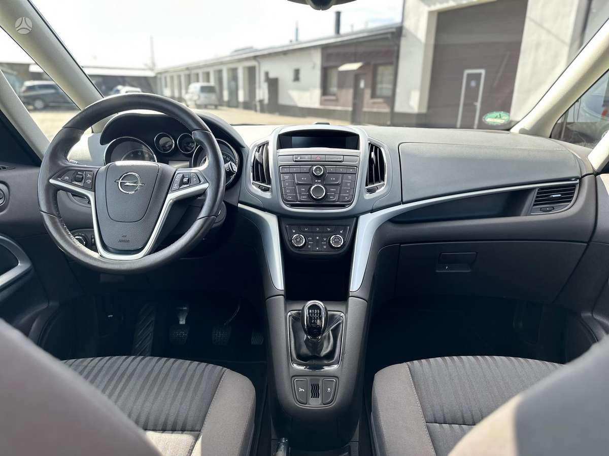 Opel Zafira Tourer, 1.4 l., mpv / minivan