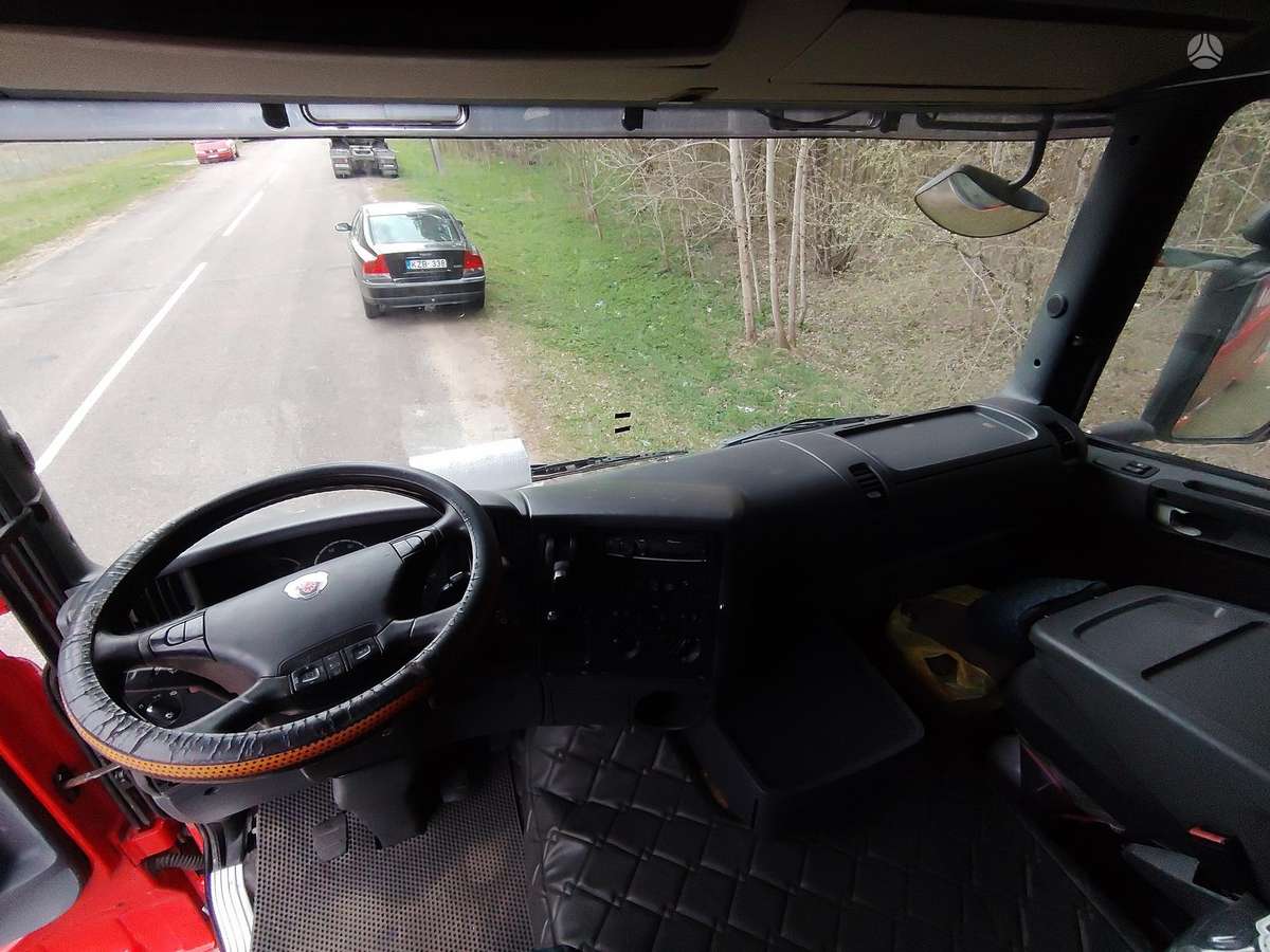 Scania 400, double sleeper