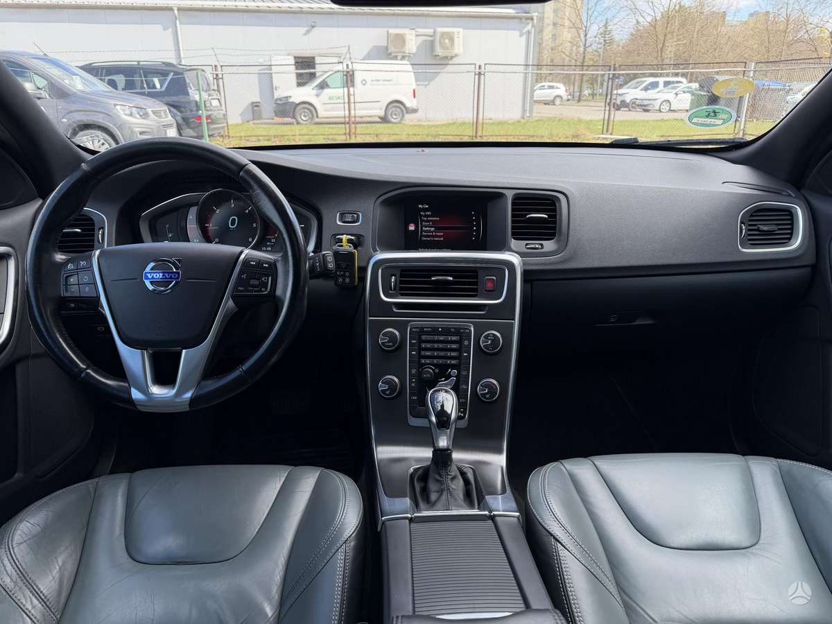 Volvo V60, 2.0 l., Универсал