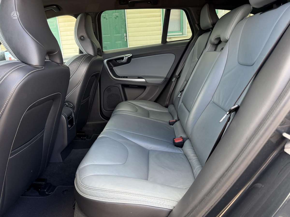 Volvo V60, 2.0 l., Универсал