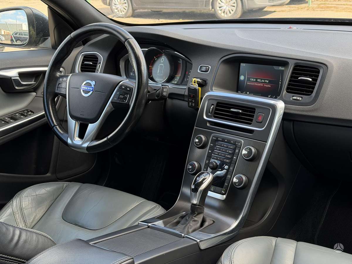 Volvo V60, 2.0 l., Универсал