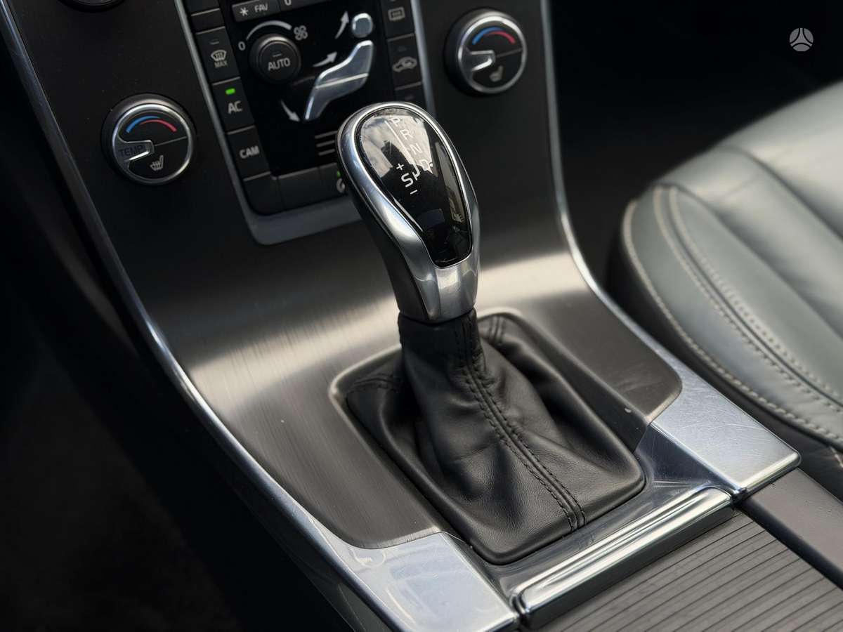 Volvo V60, 2.0 l., Универсал