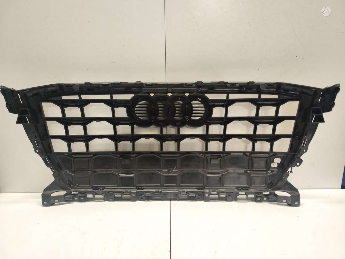Audi Q2, 81a853651h