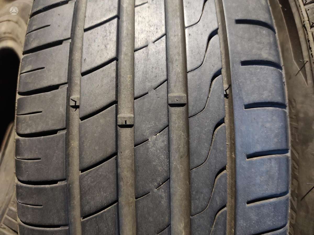 Continental, vasarinės 215/45 R17