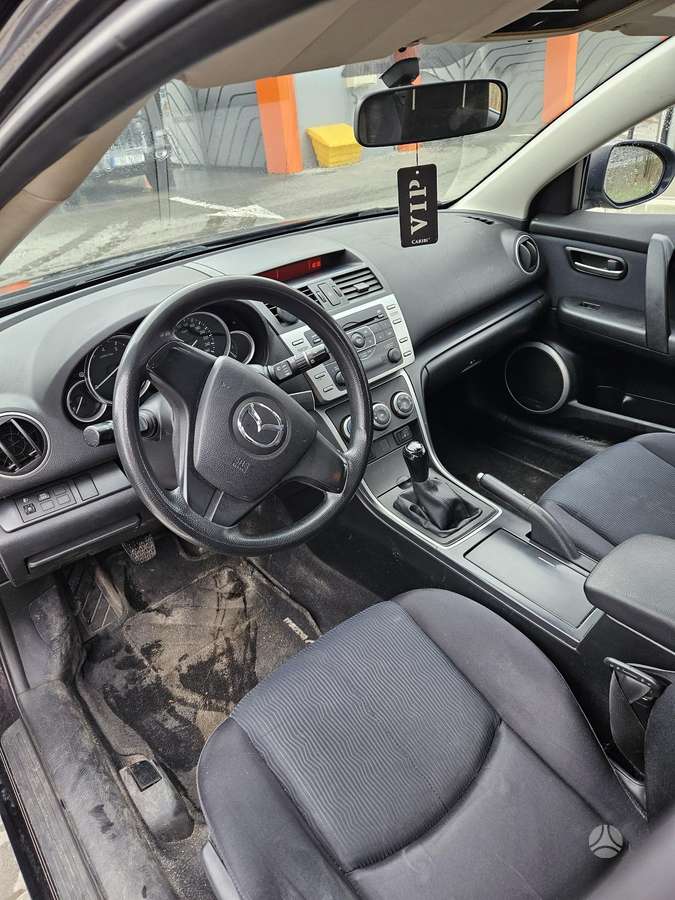 Mazda 6, 1.8 l., hatchback