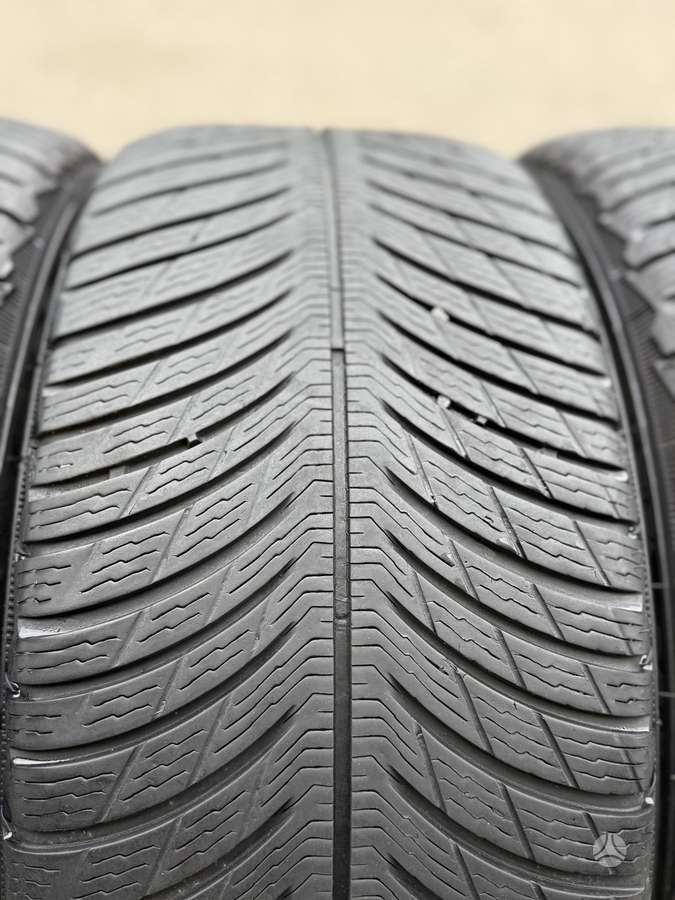 Michelin Pilot Alpin 5, universalios 235/45 R18