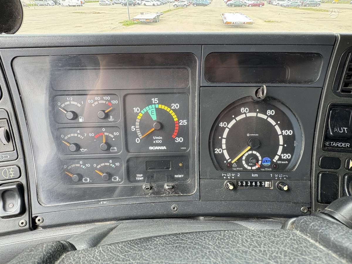 Scania 124 LA, double sleeper
