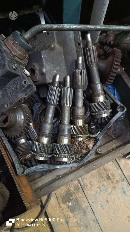 UAZ 469 детали шасси