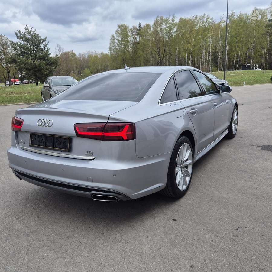 Audi A6, 2.0 l., Седан