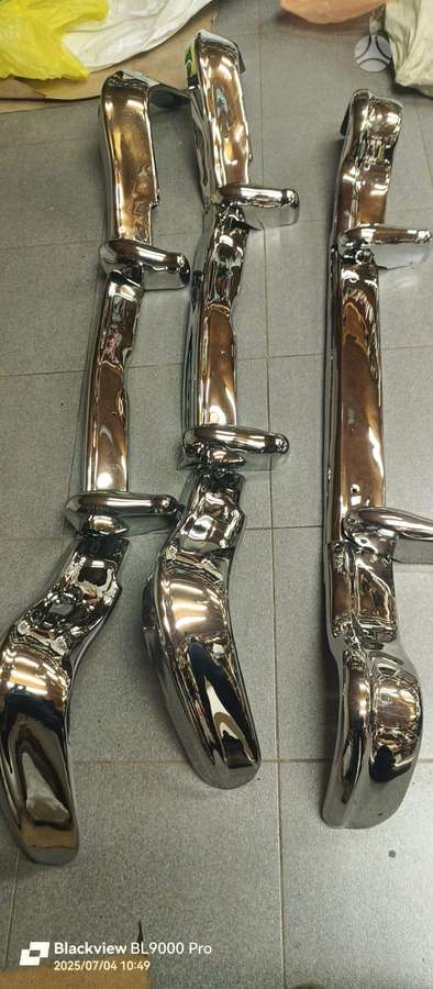 GAZ 21 salono detalės