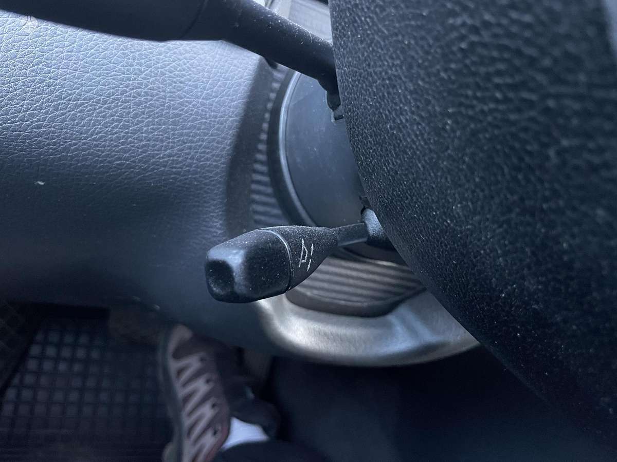 Mercedes-Benz E320, 3.2 l., Седан