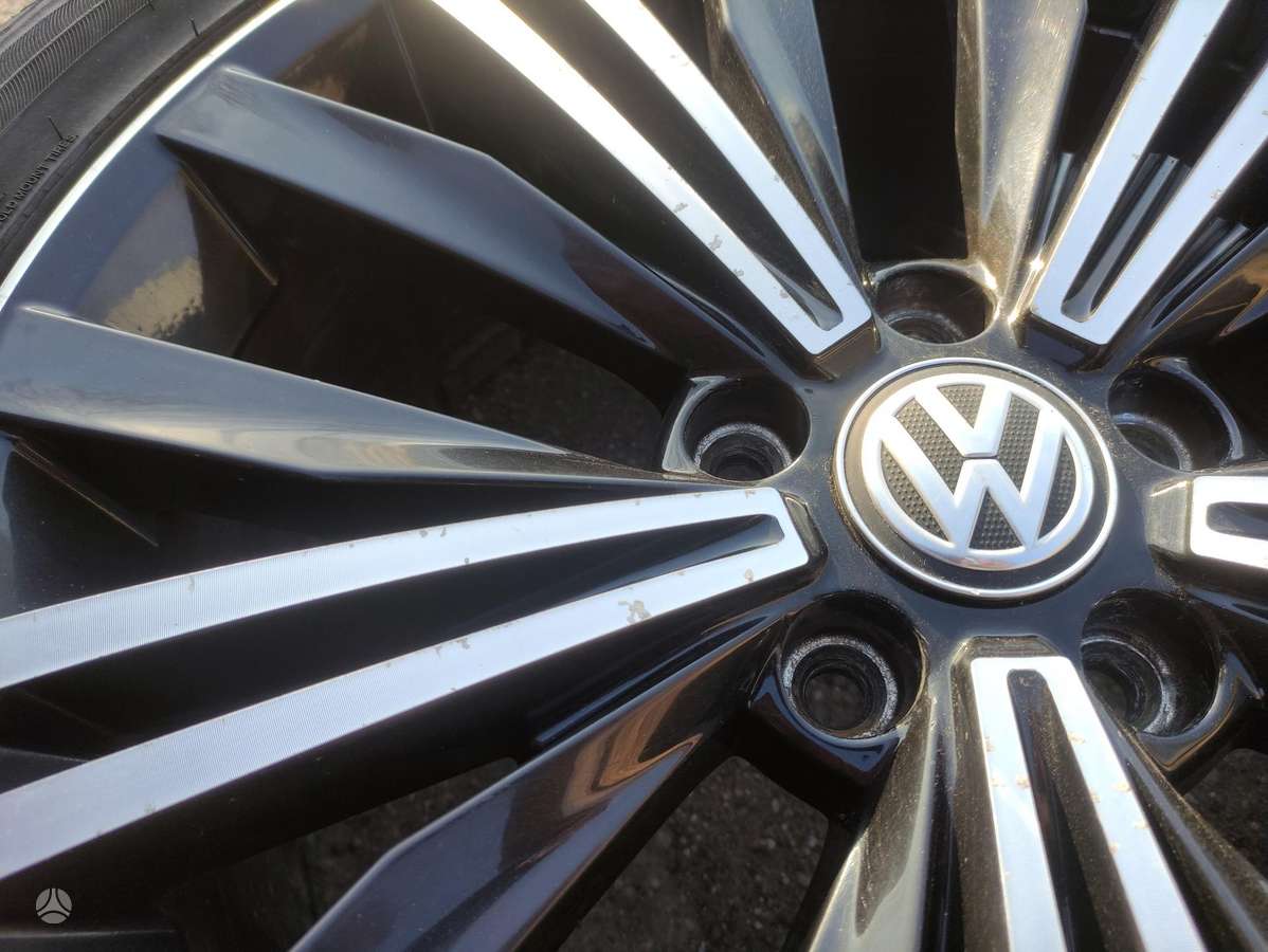 Volkswagen, light alloy, R18